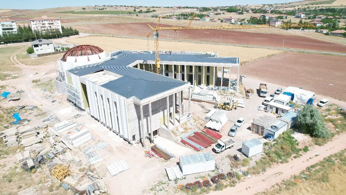 Nevşehir’de Türkiye’nin en büyük cemevi inşa ediliyor